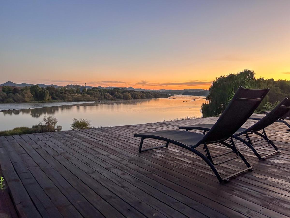 Tzamenkomst River Lodge Colesberg Exterior photo
