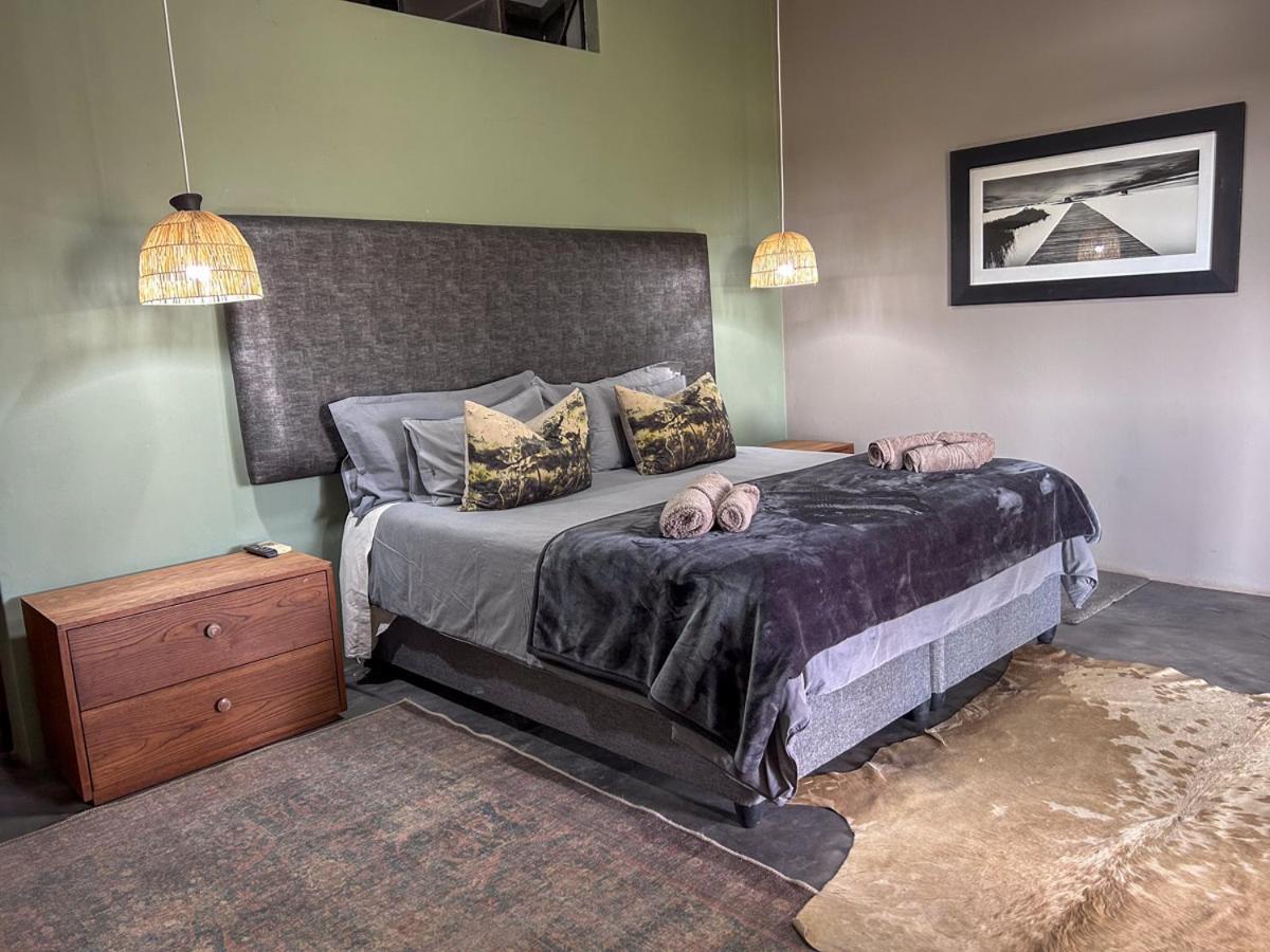 Tzamenkomst River Lodge Colesberg Room photo